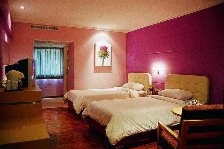 Bedroom 30