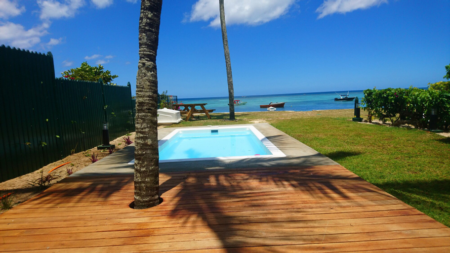 Villa Caro's Beachfront,