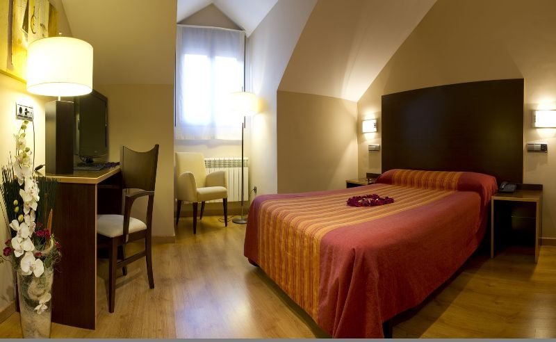 Bedroom 3, SNO Hotel Ciudad de Sabinanigo, Huesca