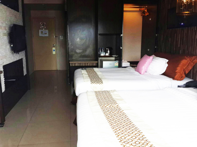 Bedroom 25
