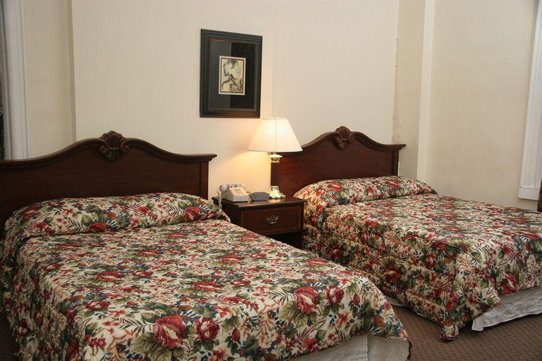 Bedroom 2, Imperial Court Hotel, New York