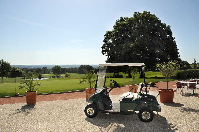 Others 4, Hôtel Les Dryades Golf & Spa, Indre
