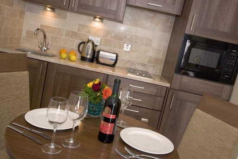 Bedroom 2, Premier Suites Plus Dublin Leeson Street, Dublin