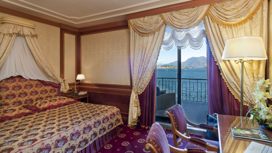 Bedroom 3, Grand Hotel Dino, Verbano-Cusio-Ossola