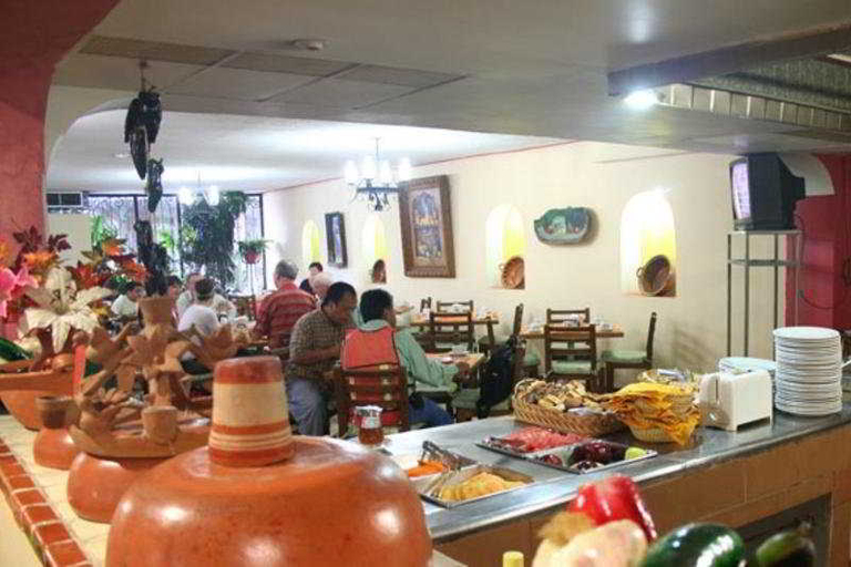 Food & Drinks 5, Plaza Independencia, Centro
