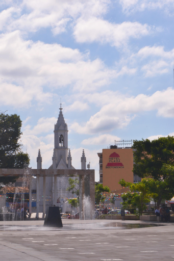 Hotel Plaza Independencia, Centro
