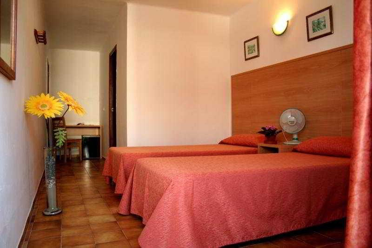 Bedroom 4, Montaña, Baleares