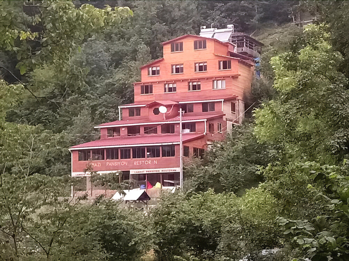 Lamazi Pansiyon, Borçka