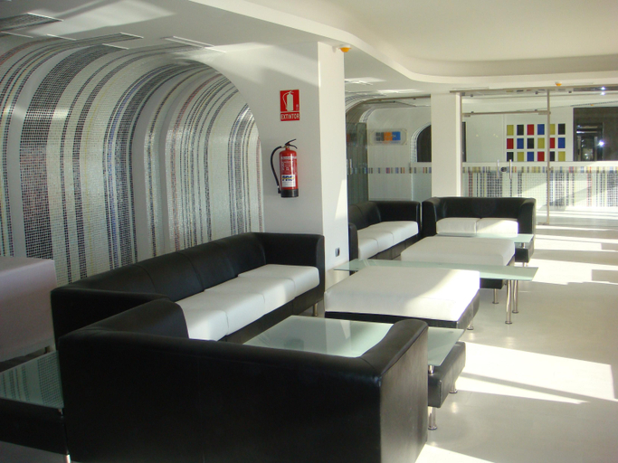 Public Area 4, On Aleta Room, Granada