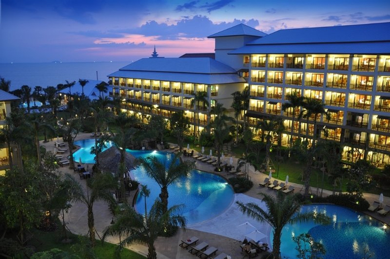 Ravindra Beach Resort & Spa, Sattahip