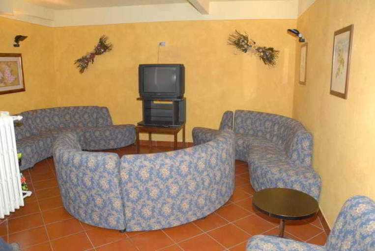 Public Area, Biancanieve, Torino