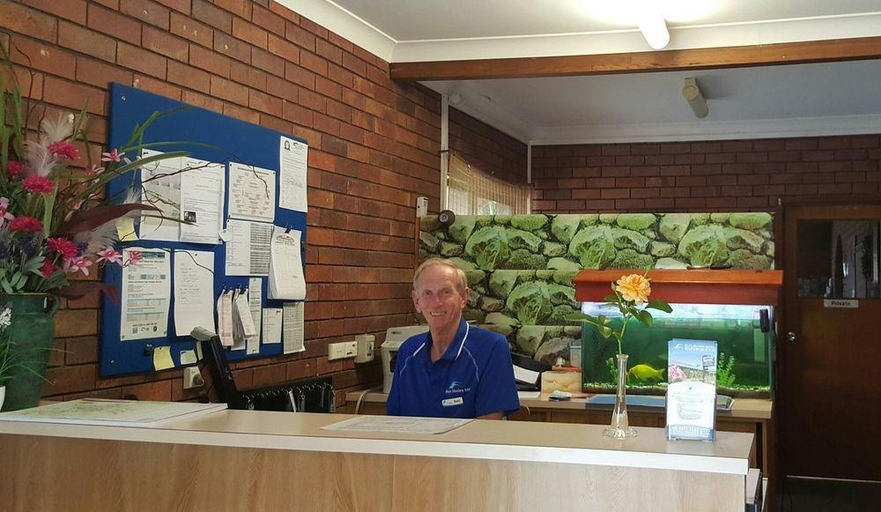 Public Area 4, Blue Shades Motel, Maryborough