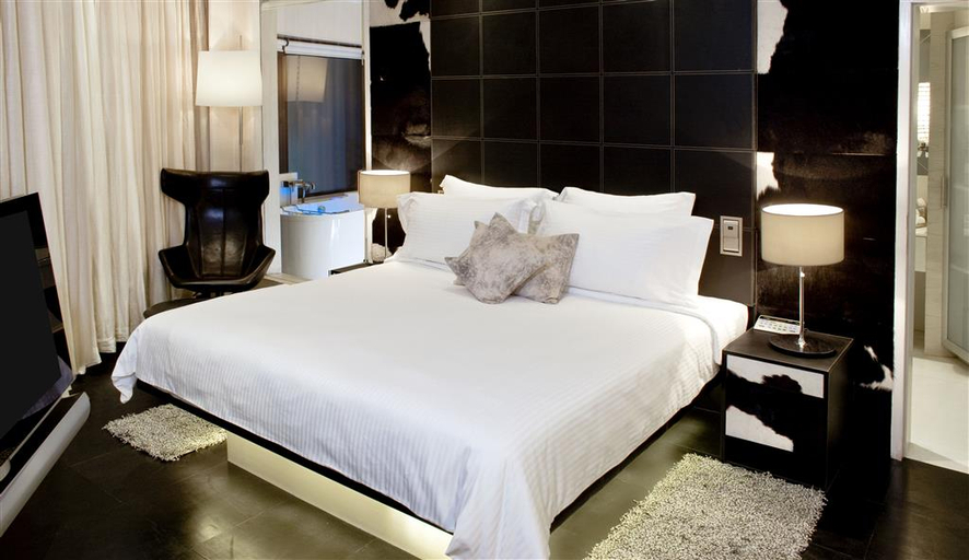 Bedroom 3, Le Meridien New Delhi, Delhi