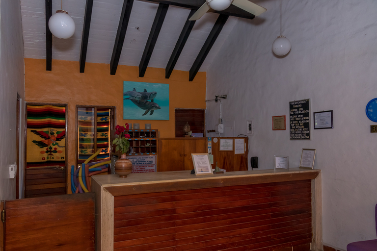 Public Area, Villas Miramar, José Azueta