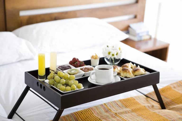 Food & Drinks