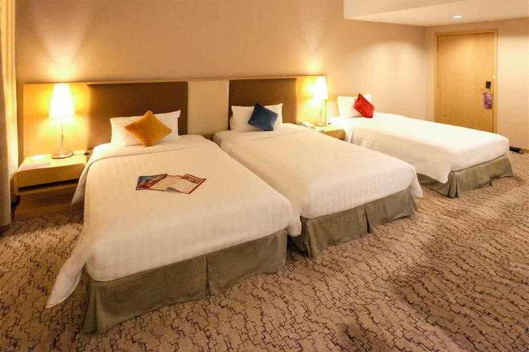 Bedroom 3, Beijing Xinqiao Hotel, Beijing