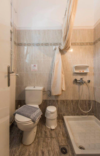 Bathroom 4, Hotel Lodos, South Aegean
