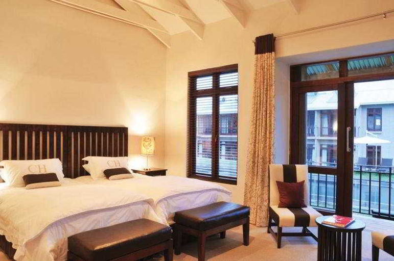 Bedroom 4, Casterbridge Hollow, Ehlanzeni