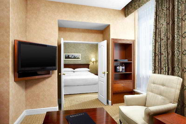Bedroom 3, Sheraton Suites Calgary Eau Claire, Division No. 6