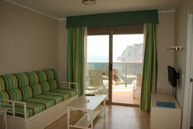 Others 5, Esmeralda Suites, Alicante