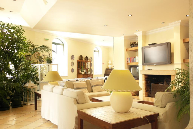 Public Area 3, Loule Jardim Hotel, Loulé