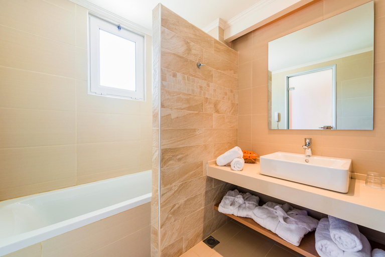 Bathroom 5, Afandou Bay Resort Suites, South Aegean