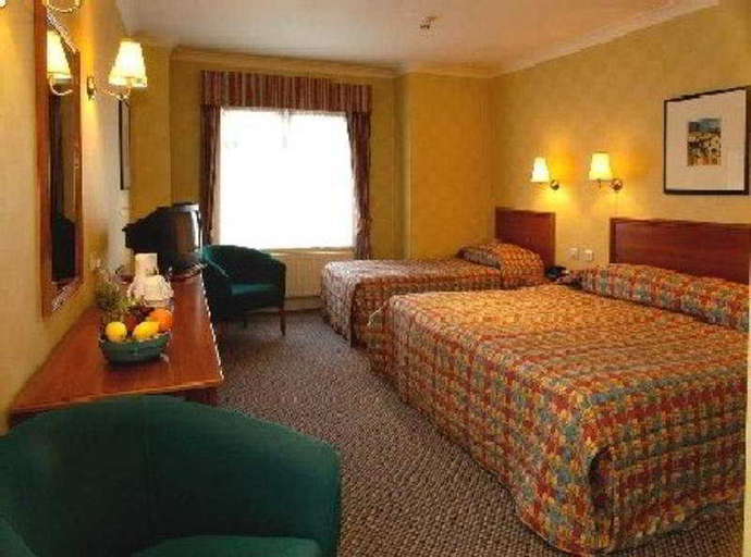Bedroom 1, Comfort Hotel Harrow, London