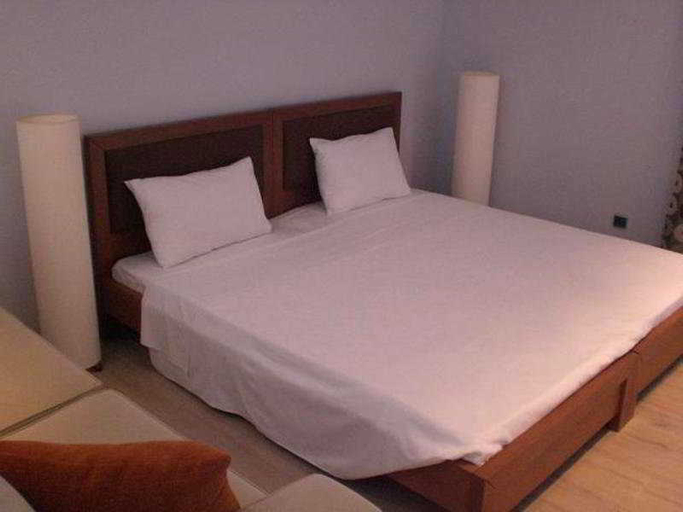 Bedroom 3, Belvedere, Thessaly