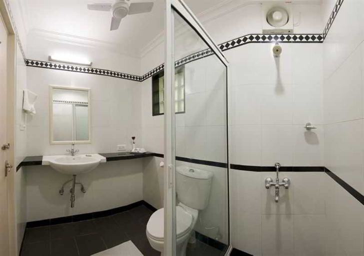 Bathroom, Grand Hotel, Agra