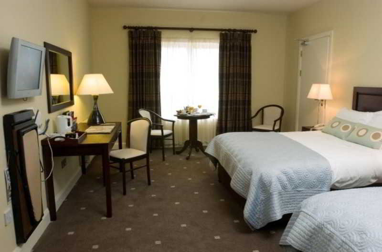 Bedroom 3, Kenmare Bay Hotel