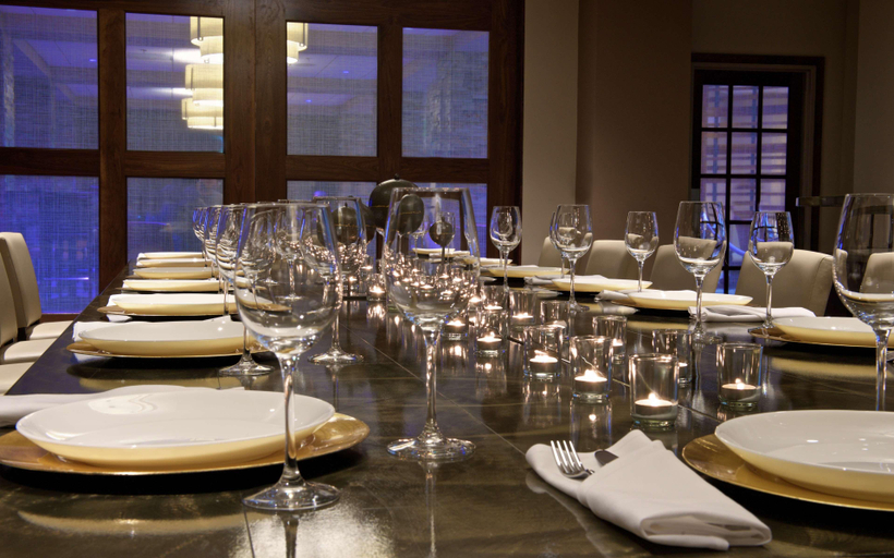 Food & Drinks 5, Embassy Suites by Hilton Portland Tigard, Washington