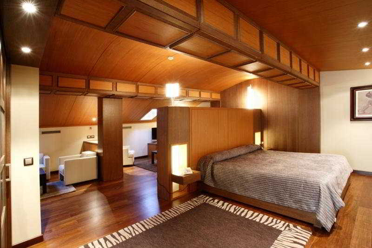 Bedroom 5, Hotel Rios, Navarra