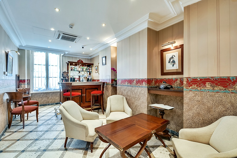 Public Area 4, Villa Montparnasse, Paris
