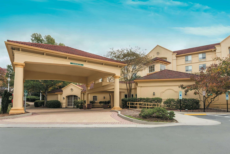 La Quinta Inn & Suites by Wyndham Raleigh Crabtree, Wake