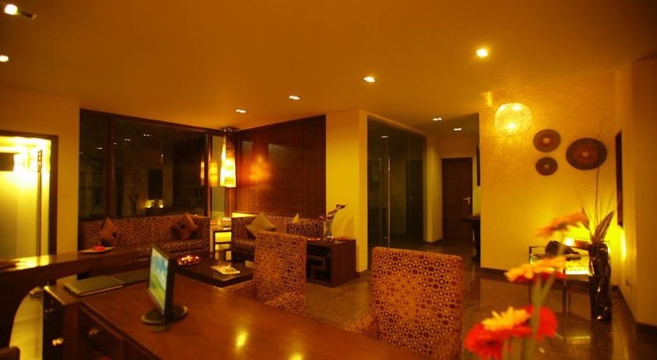 Public Area 3, jüSTa Indiranagar, Bangalore