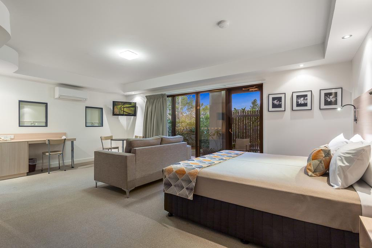 Bedroom 3, Airport International Hotel Brisbane, Hamilton