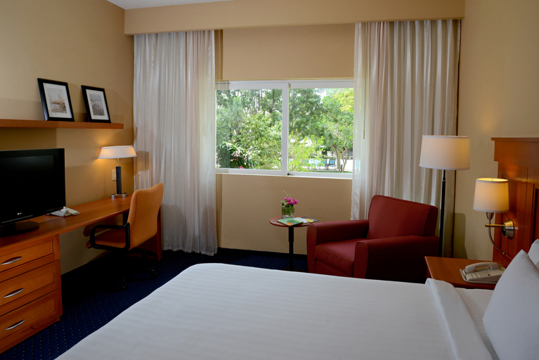 Bedroom 4, Courtyard Cancun Airport, Benito Juárez