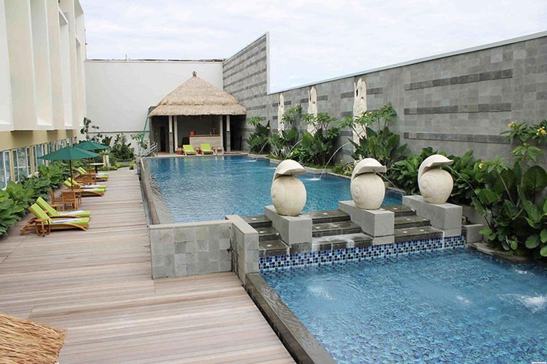 Grand Allison, Jayapura