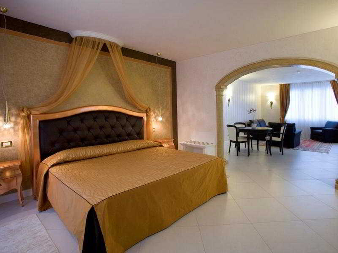 Bedroom, Monastero Resort & SPA by Double Hospitality, Brescia