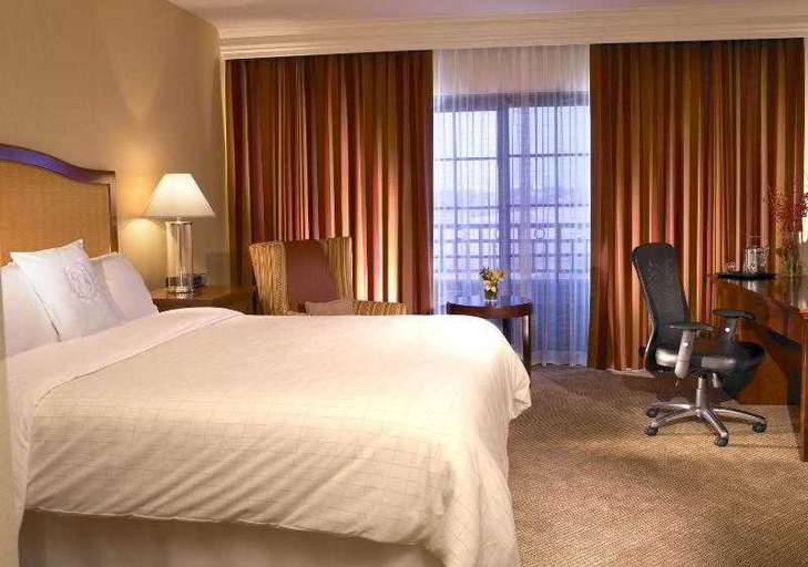 Bedroom 3, Sheraton Carlsbad Resort & Spa, San Diego
