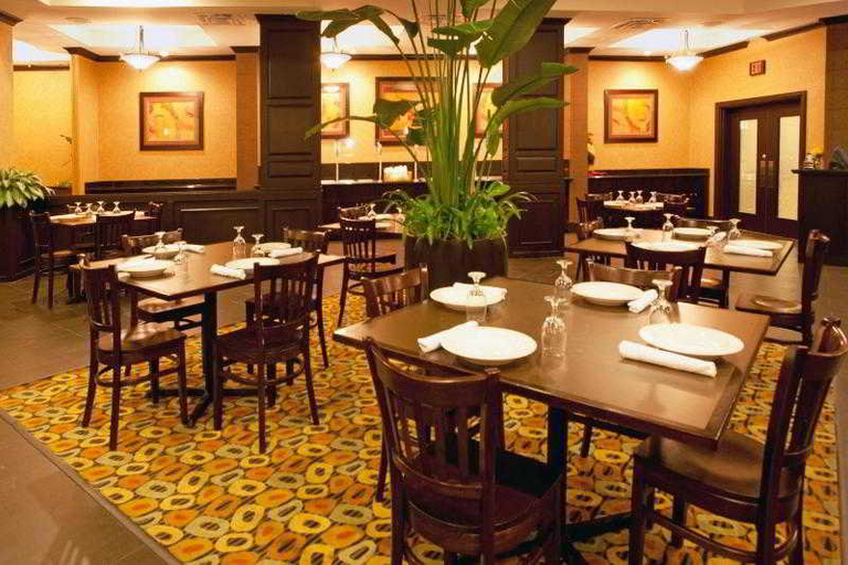 Food & Drinks 5, Holiday Inn Hotel & Suites, Richland