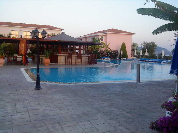 Sport & Beauty 3, Akamanthea Holiday Village