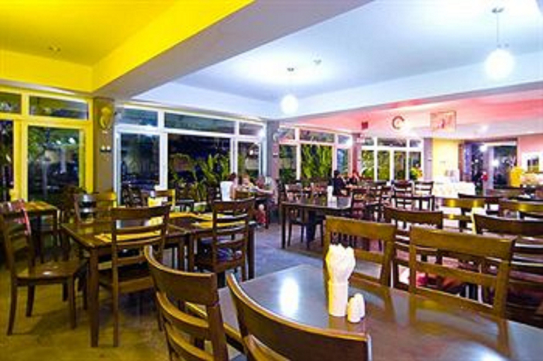 Food & Drinks 5, Bacchus Home Resort, Pran Buri