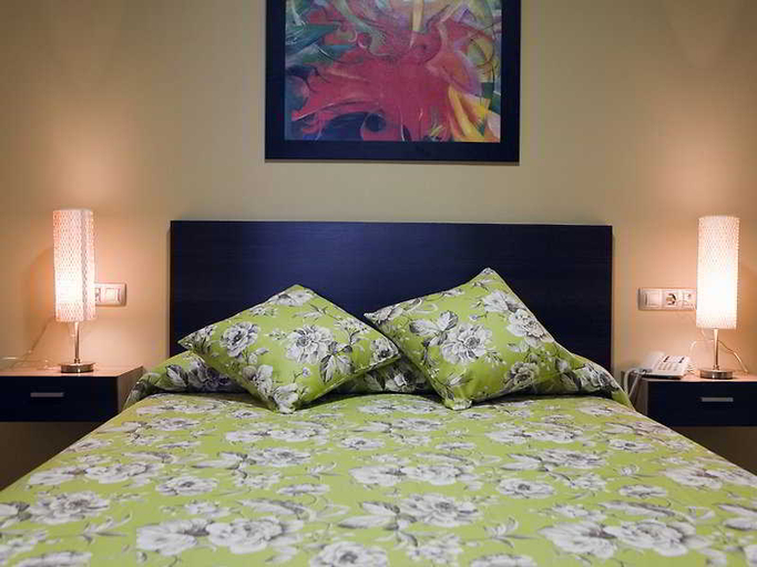 Bedroom 3, Conilsol Hotel y Aptos, Cádiz