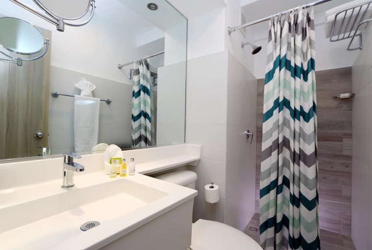 Bathroom, THE WAVE HOTEL CONDADO by IHG