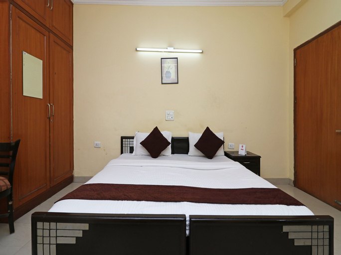 OYO 6608 Sector 56, Gurgaon
