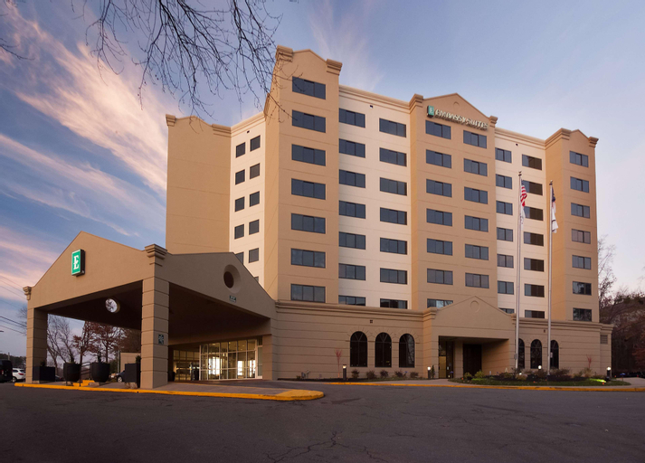 Embassy Suites by Hilton Raleigh Crabtree, Wake