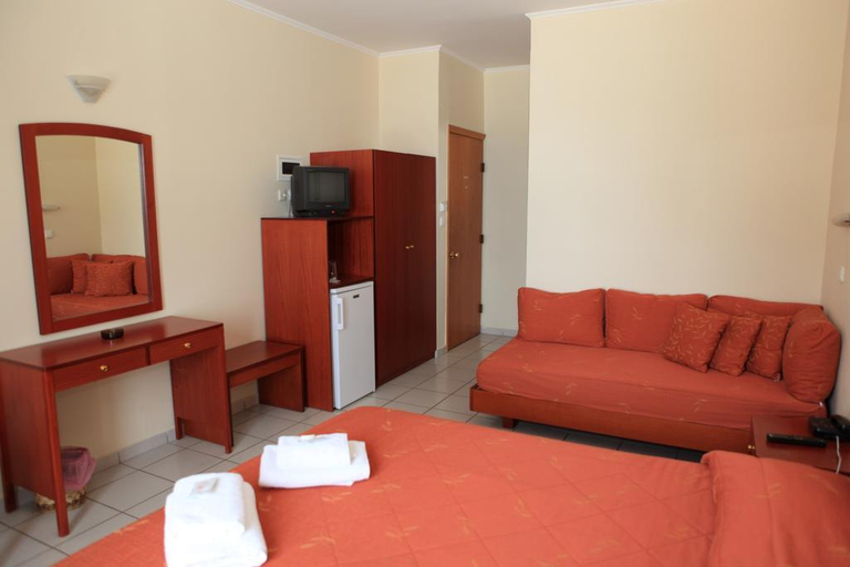 Bedroom 3, Pramataris, Peloponnese