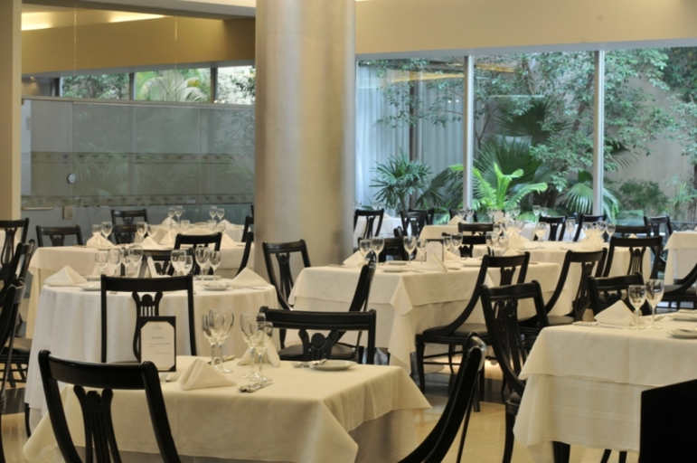 Food & Drinks 5, Plaza Real, Rosario