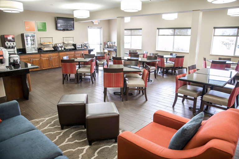 Public Area 3, Comfort Inn Gurnee near Six Flags, Lake